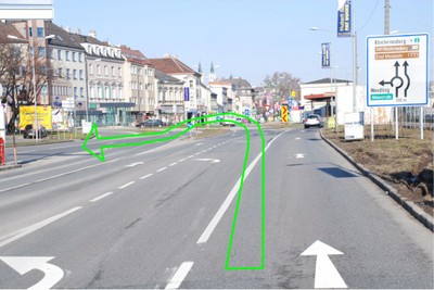 Über den Kreisverkehr beim Bahnhof Weidling retour nach Wien